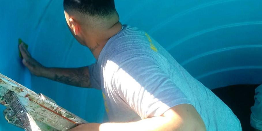 Limpeza nas caixas d'água do condomínio